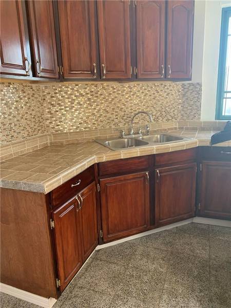 1551 Unionport RD #12E, Bronx, NY 10462