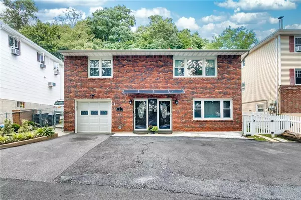 8 Woodycrest AVE, Yonkers, NY 10701