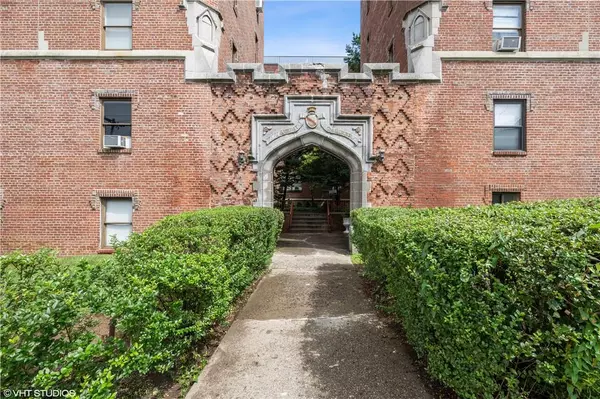 37 Summit AVE #3A, Port Chester, NY 10573