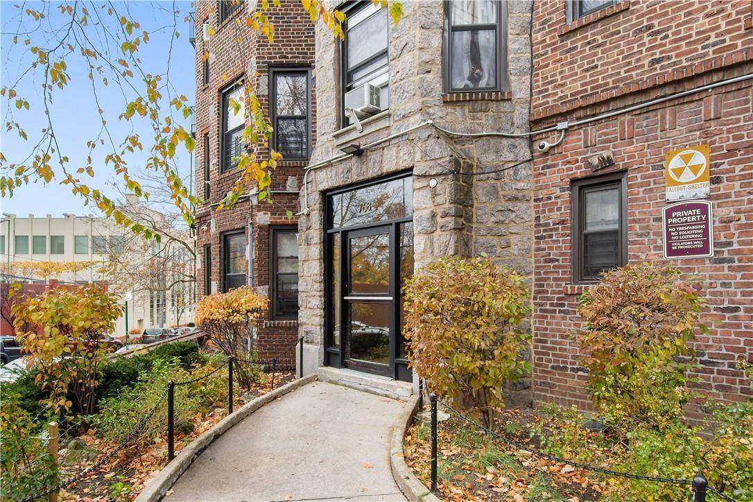 Bronx, NY 10462,768 Brady AVE #641