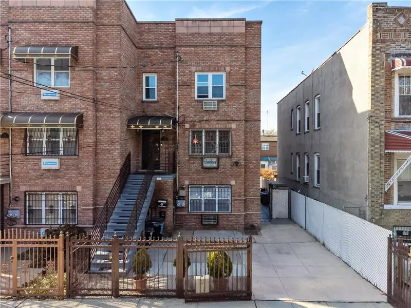 544 Thatford AVE, Brooklyn, NY 11212