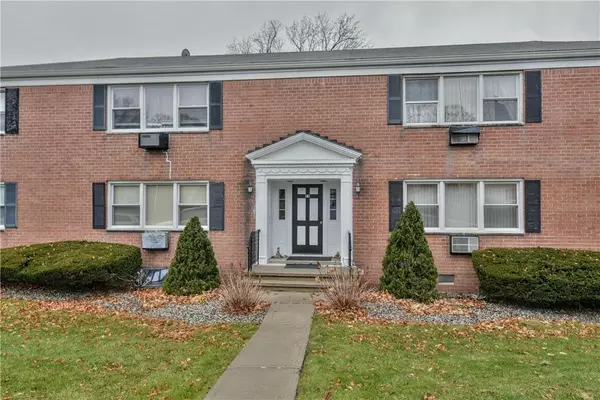 Suffern, NY 10901,23 Bon Aire CIR #8310