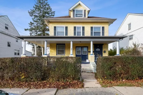 32 Mount Joy PL #1, New Rochelle, NY 10801