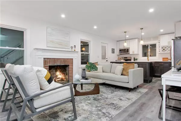 30 Mount Tom RD, New Rochelle, NY 10805