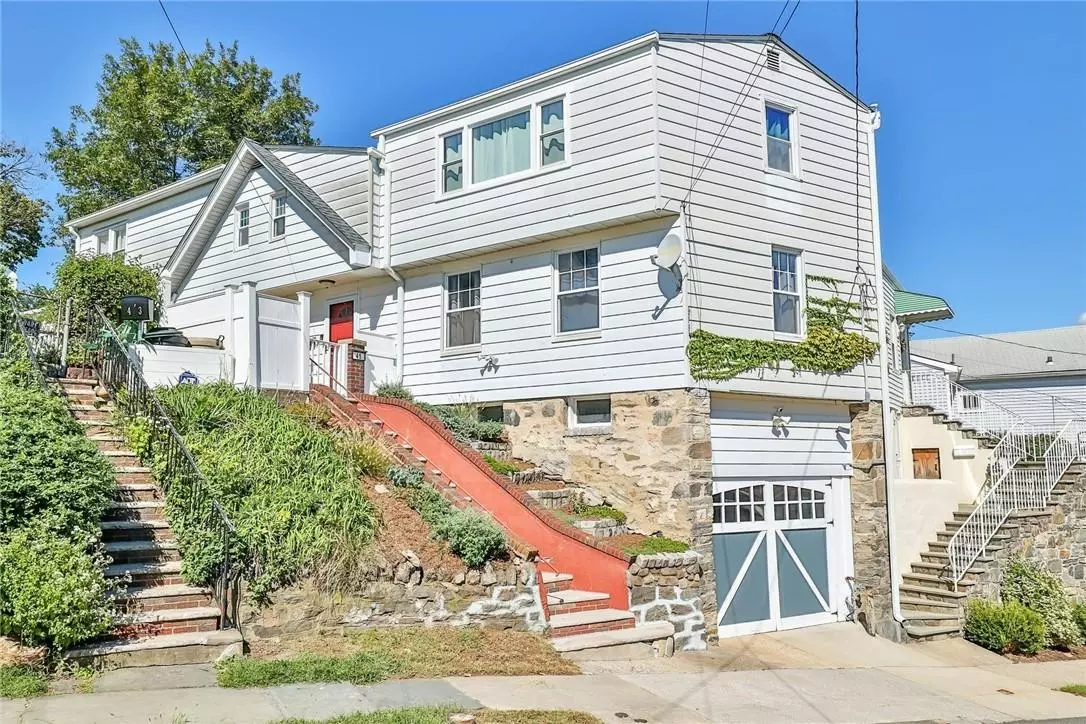 Yonkers, NY 10704,45 Hart AVE