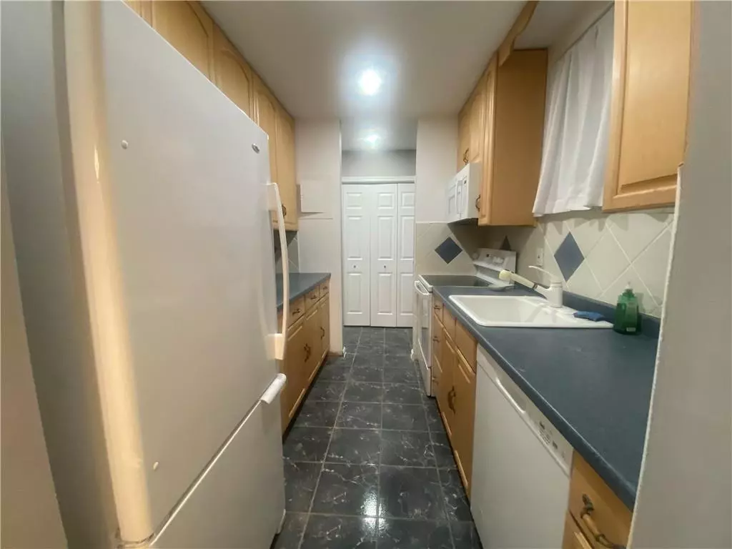 Carmel, NY 10512,402 Drew LN