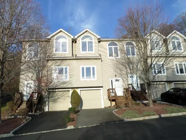 214 Foltim WAY, Congers, NY 10920