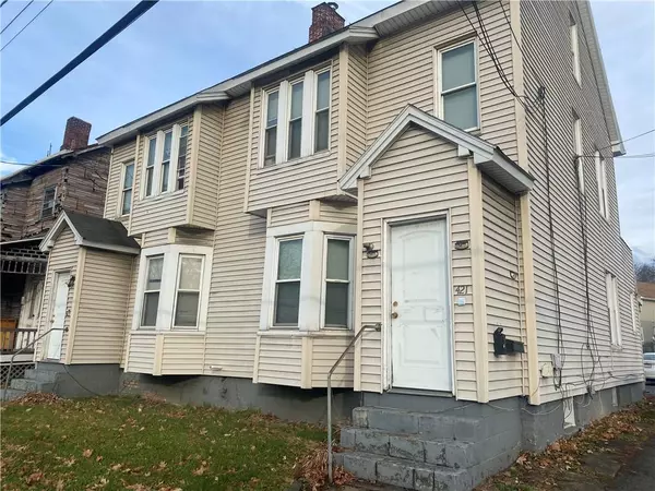 421 Maple ST, Poughkeepsie, NY 12601