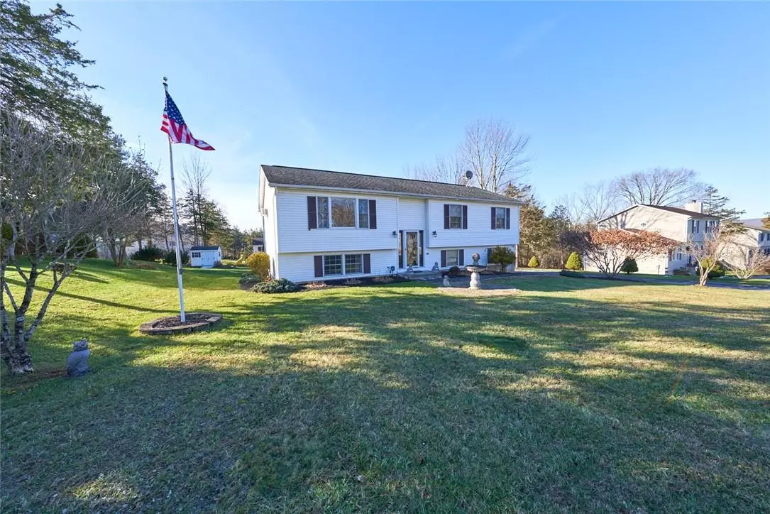 Wingdale, NY 12594,19 White Oak CIR