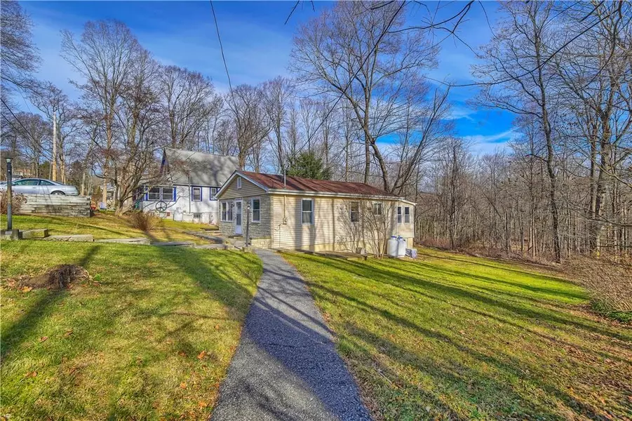 120 Daisy DR, Mahopac, NY 10541