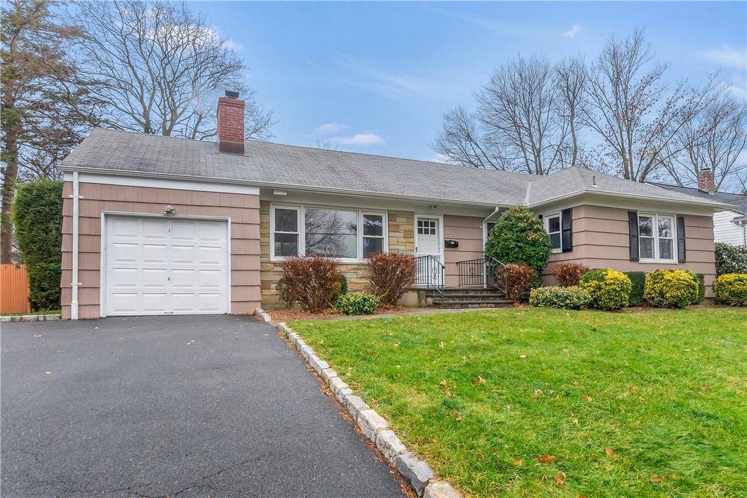 59 Ernest DR, Scarsdale, NY 10583