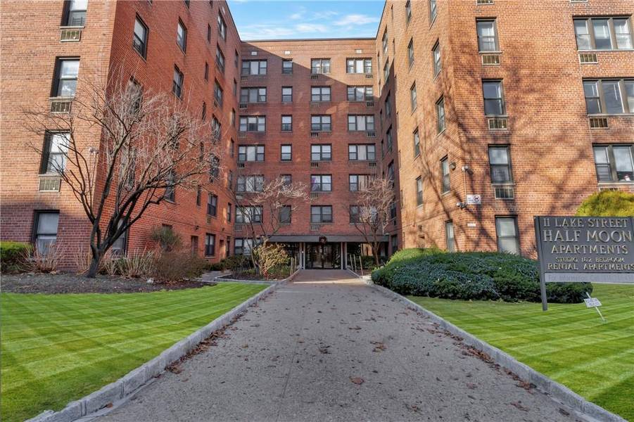 11 Lake ST #4N, White Plains, NY 10603