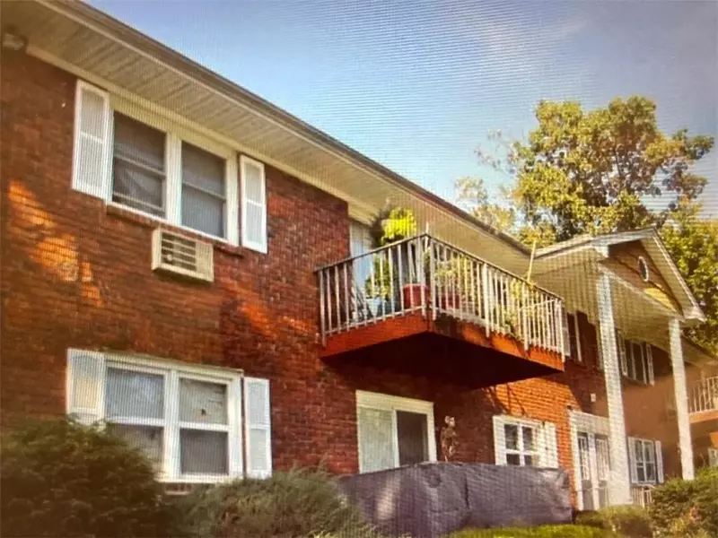 86 Demarest AVE #3, West Nyack, NY 10994