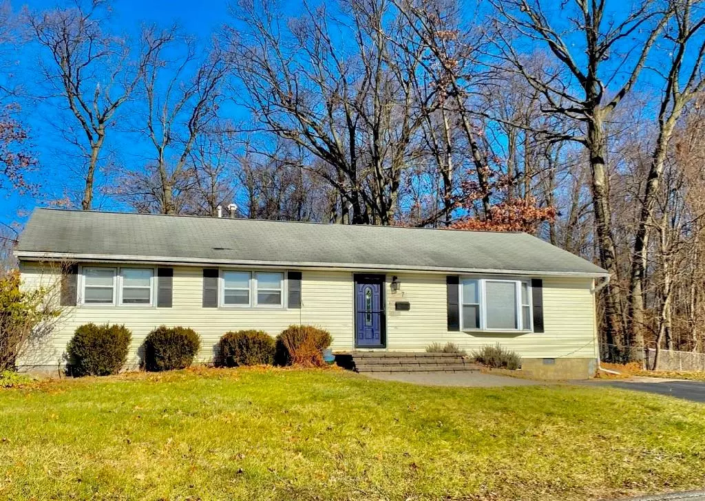 West Nyack, NY 10994,7 Debra Lee CT
