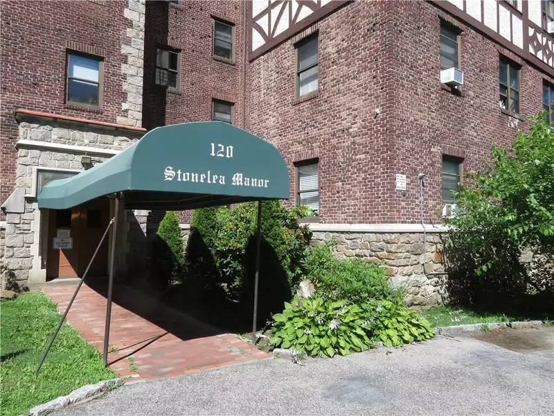 120 Stonelea PL #1H, New Rochelle, NY 10801