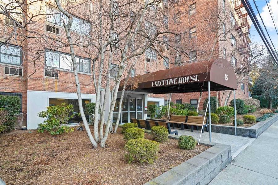 45 E Hartsdale AVE #4E, Hartsdale, NY 10530