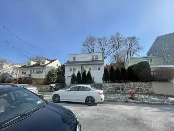 36 Lennon AVE, Yonkers, NY 10701