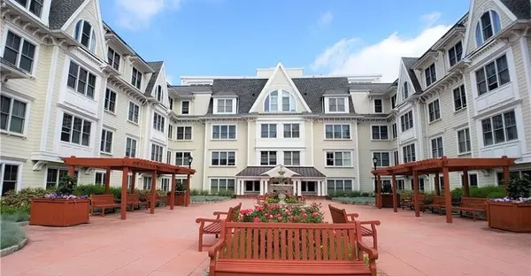225 Stanley AVE #120, Mamaroneck, NY 10543