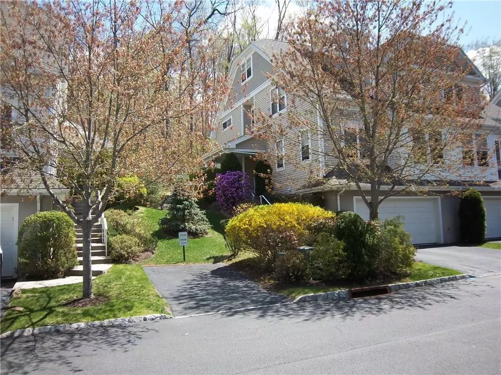 Briarcliff Manor, NY 10510,36 Briarbrook DR