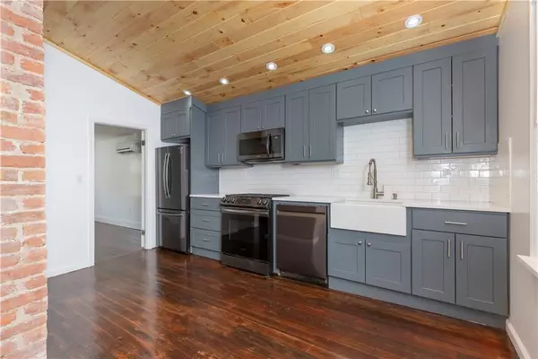 Scarsdale, NY 10583,7 Dunwoodie ST #3