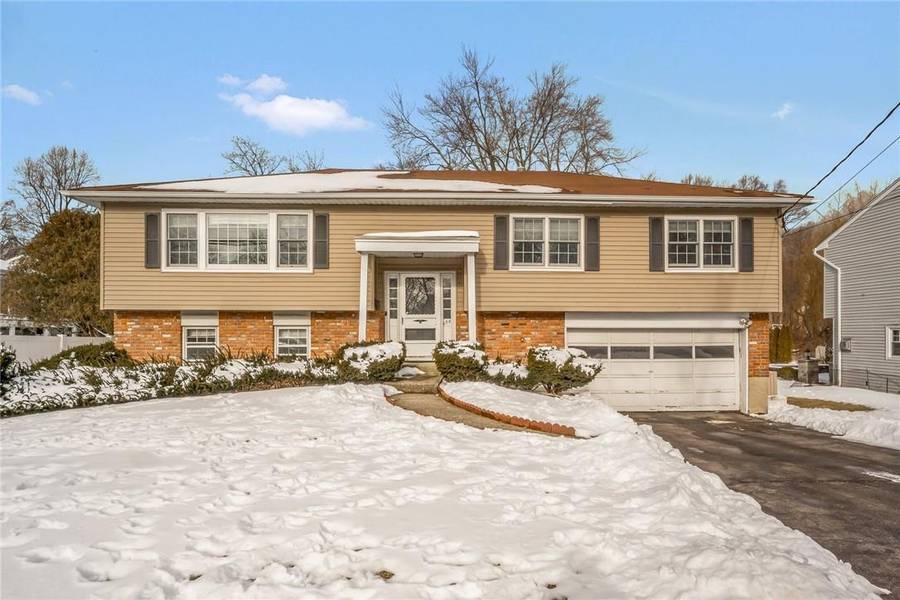 698 Wilmot RD, Scarsdale, NY 10583