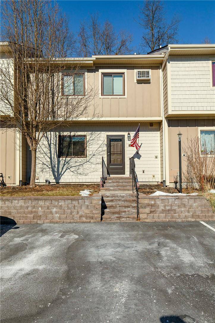 6605 Chelsea CV, Hopewell Junction, NY 12533