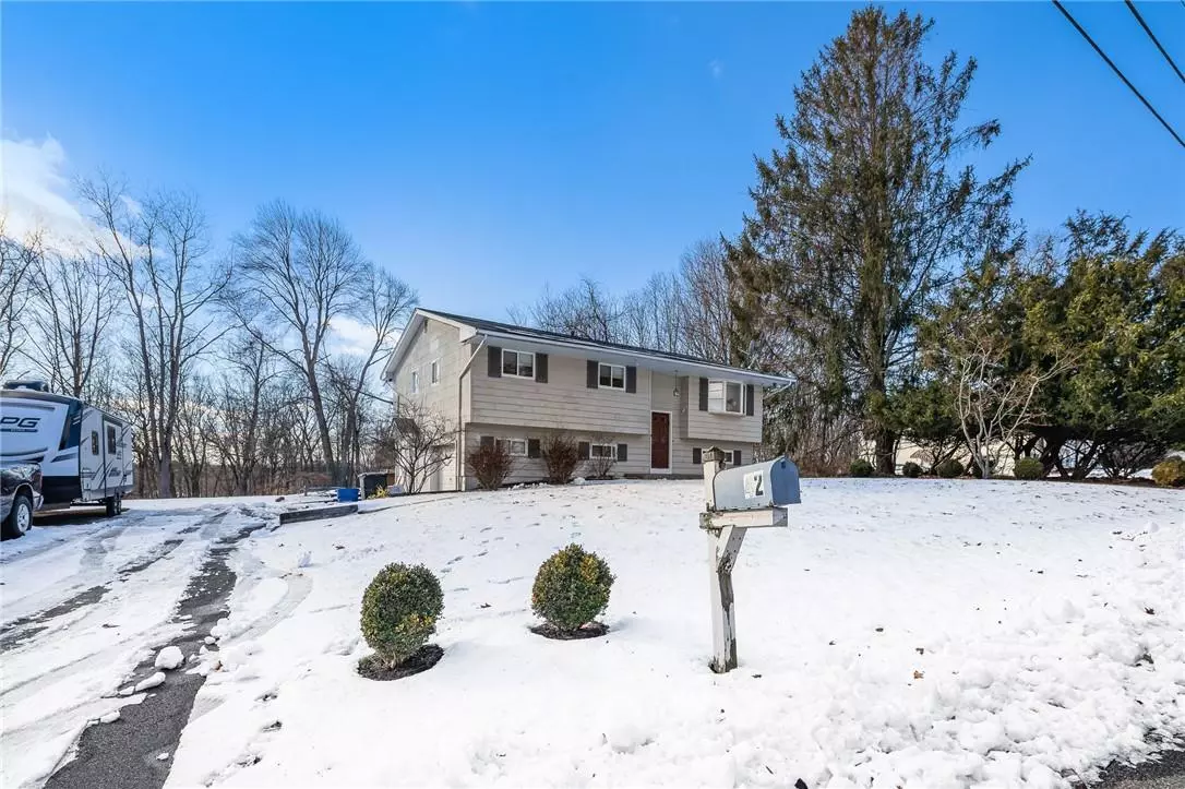 Airmont, NY 10952,42 Laura PL