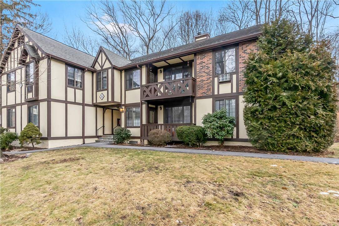 36 Foxwood DR #5, Pleasantville, NY 10570