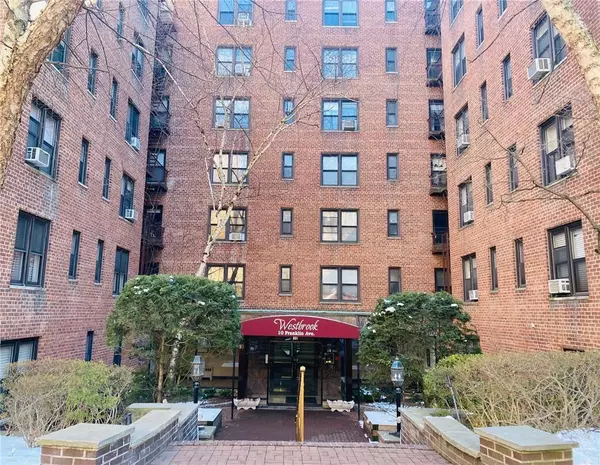 10 Franklin AVE #1M, White Plains, NY 10601