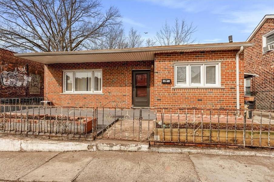 3209 Layton AVE, Bronx, NY 10465