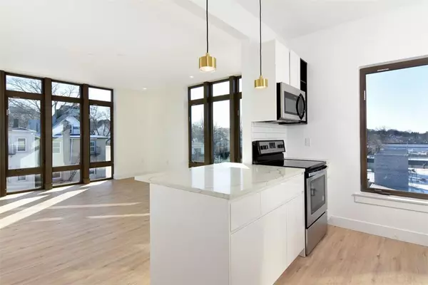 516 Locust ST #3C, Mount Vernon, NY 10552