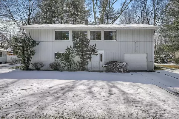 213 California RD, Yorktown Heights, NY 10598