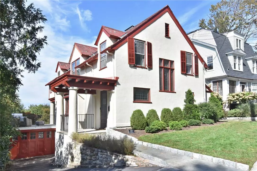 Dobbs Ferry, NY 10522,17 Bellair DR