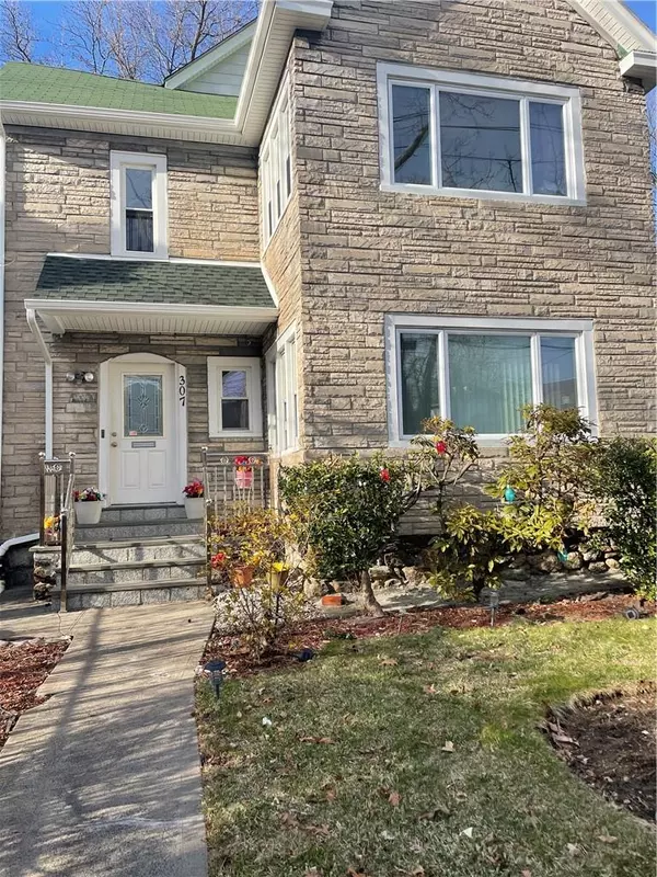 307 E 4th Street ST #2nd flr, Mount Vernon, NY 10553