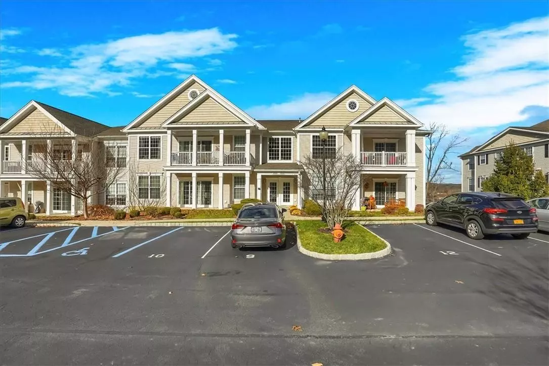 Fishkill, NY 12524,2814 Bennington DR