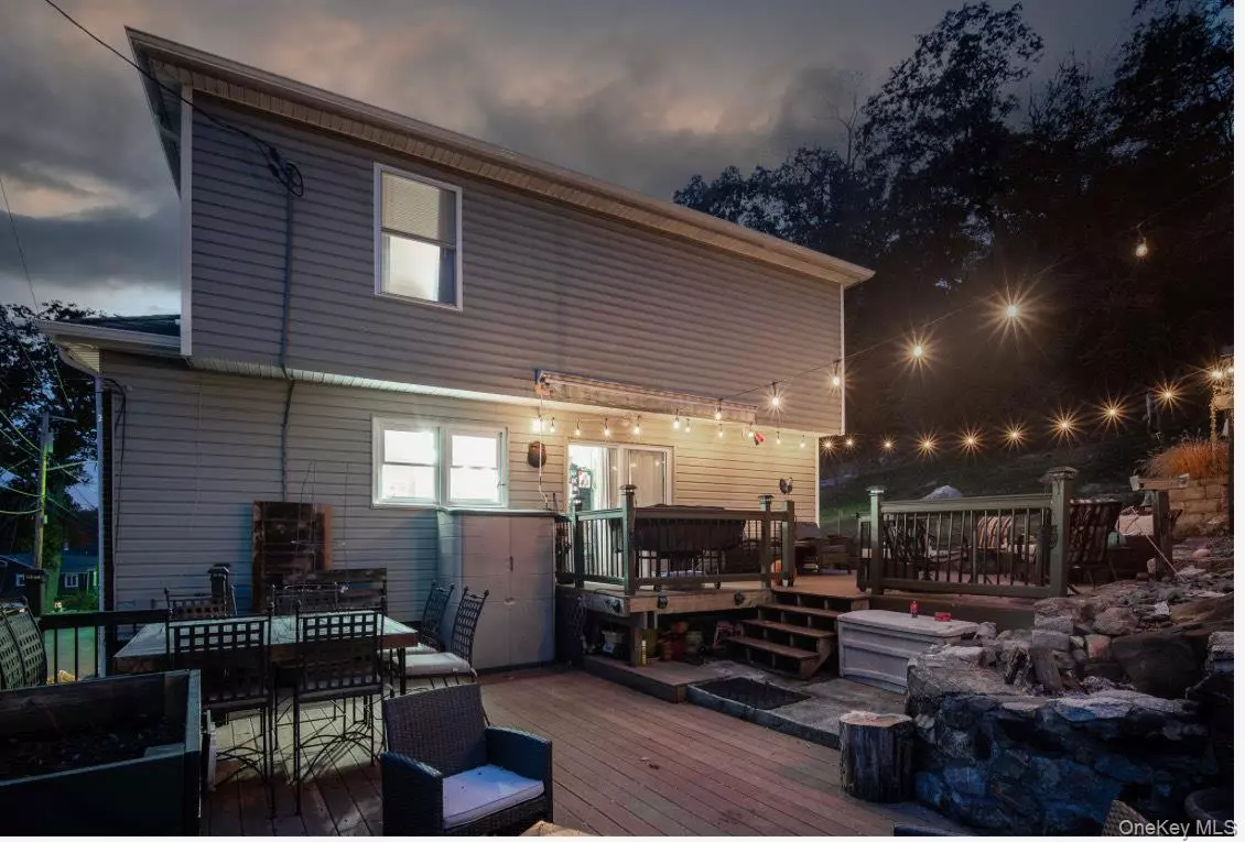 Highland Falls, NY 10928,94 Mearns AVE