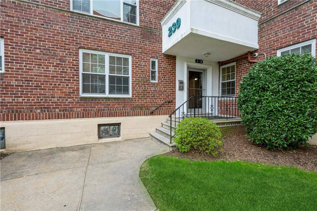 230 Pelham RD #4O, New Rochelle, NY 10805