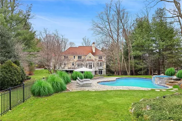 41 Buckout RD, West Harrison, NY 10604