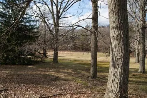Tuxedo Park, NY 10987,182 Tuxedo RD