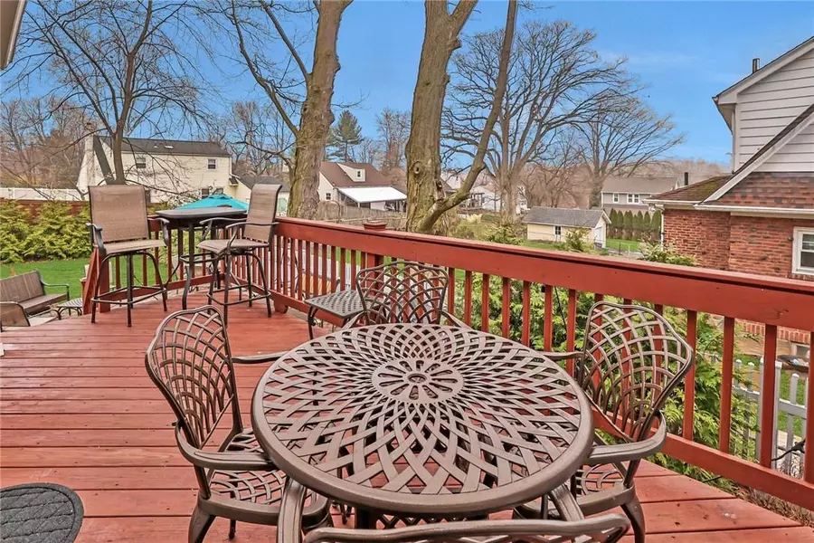 24 Schreiber ST, Tappan, NY 10983