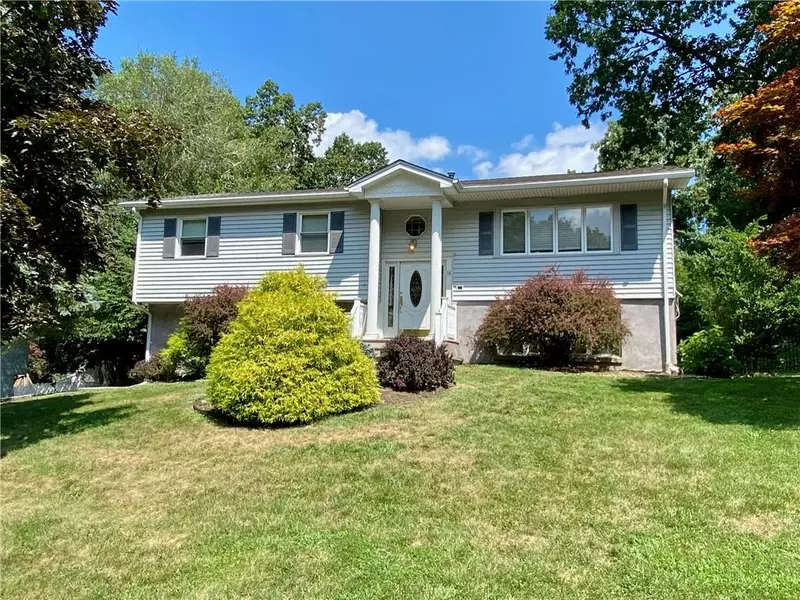 14 Ross PL, Tappan, NY 10983