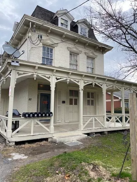 82 E Main ST, Port Jervis, NY 11271