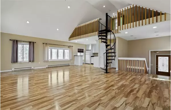 Hopewell Junction, NY 12533,74 Rockledge RD