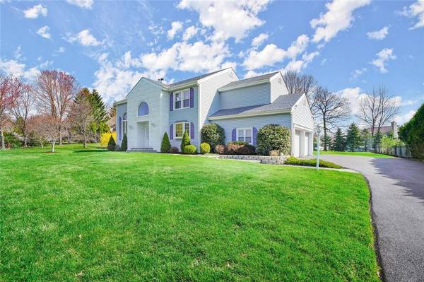 320 Essex Fells CT, Yorktown Heights, NY 10598