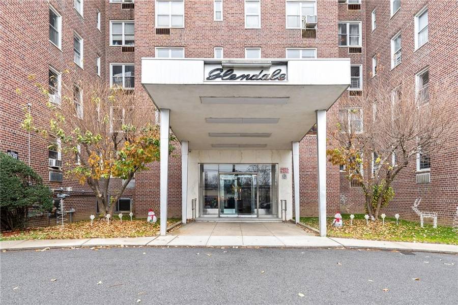 125 Bronx River RD #4H, Yonkers, NY 10704