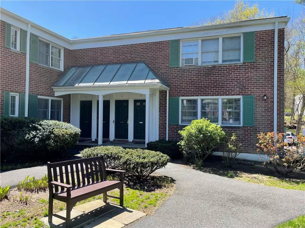 Pleasantville, NY 10570,590 Bedford RD #21