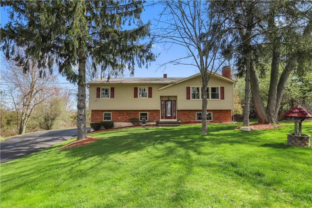 Poughkeepsie, NY 12603,56 Hillview DR