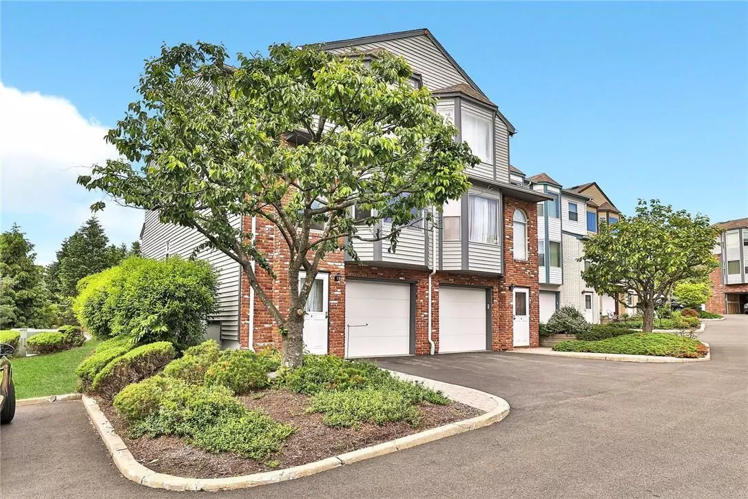 Nanuet, NY 10954,1 Revere CT
