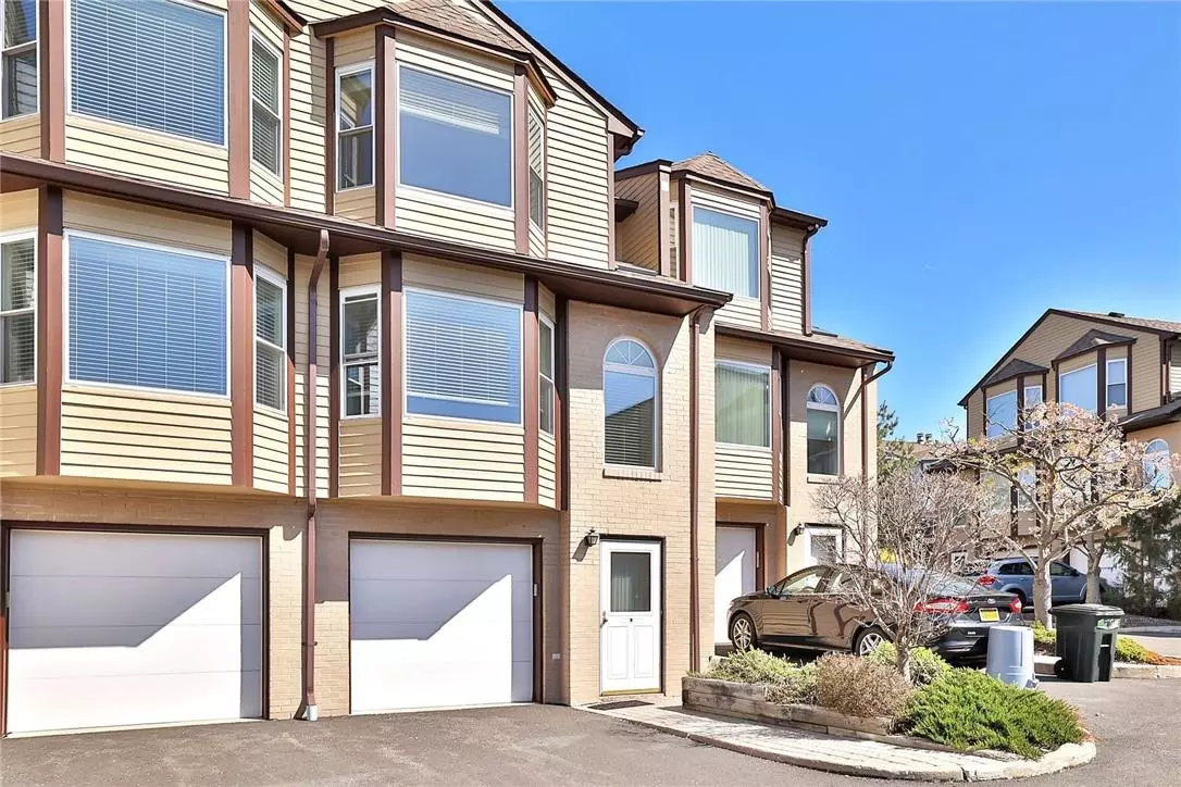 Nanuet, NY 10954,11 Revere CT