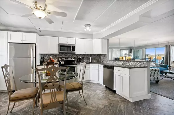 Mahopac, NY 10541,4 Marina DR #C3